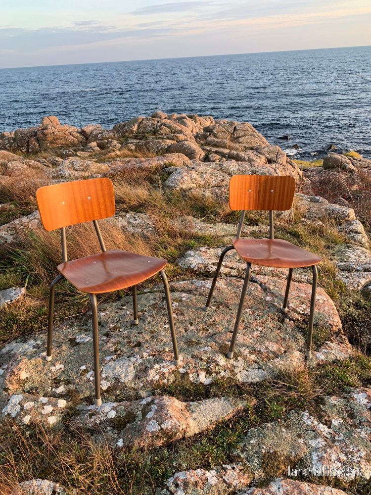 Skolstol - säljs styckvis, priset är pr PCS.