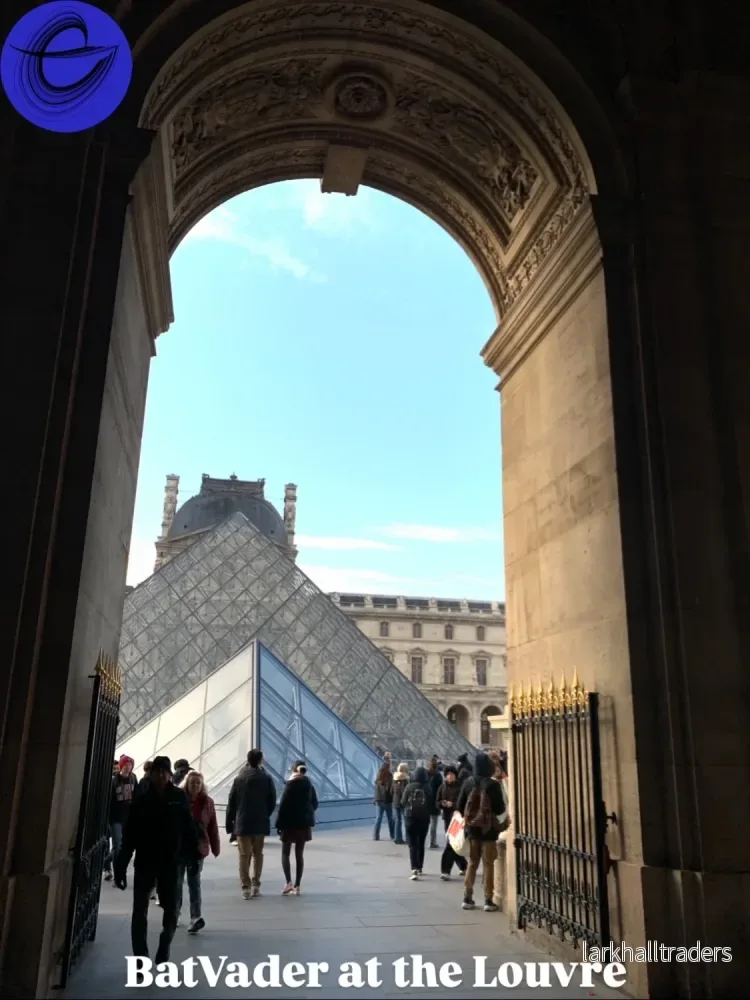 BatVader at the Louvre Original - Bild 2
