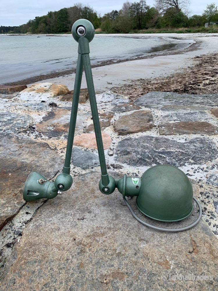 Jieldé vägg-/taklampa med 2 armar – Grön Jieldé vägg-/taklampa med 2 armar – Grön
