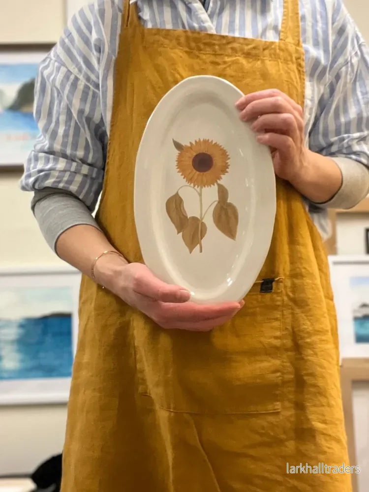 Handgjord Stengods Serveringsfat – Sunflower