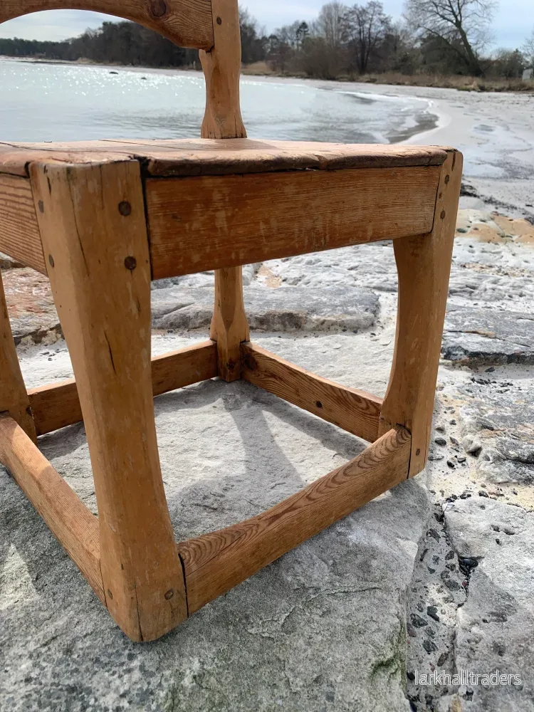 Unik och mycket gammal barnstol - Bild 2
