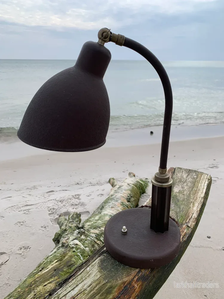Molitor-lampa designad av Christian Dell Molitor-lampa designad av Christian Dell