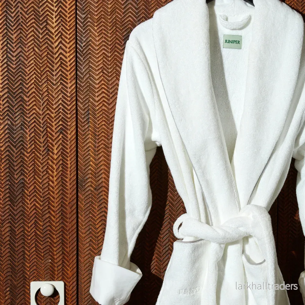 The Hôtel Bathrobe från Juniper - Bild 3