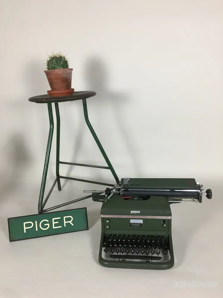 Skrivmaskin rå och dekorativ - Bild 3