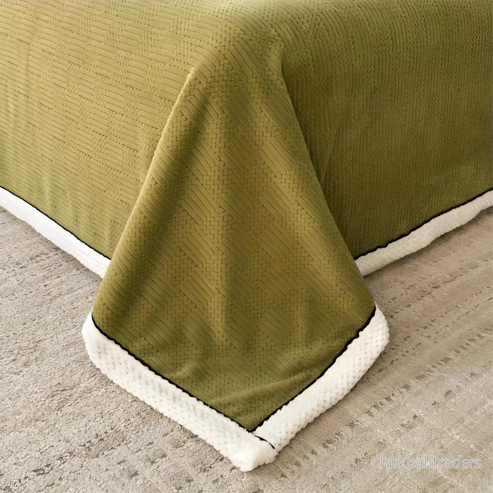 VelvetEdge Pläd – Präglad Lyxfilt med Elegant Kantdesign - Bild 3