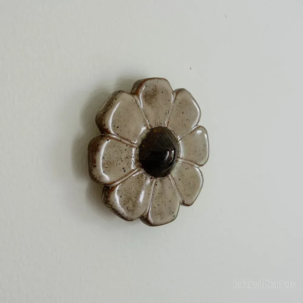 Keramisk Blommig Väggkonst - Brun