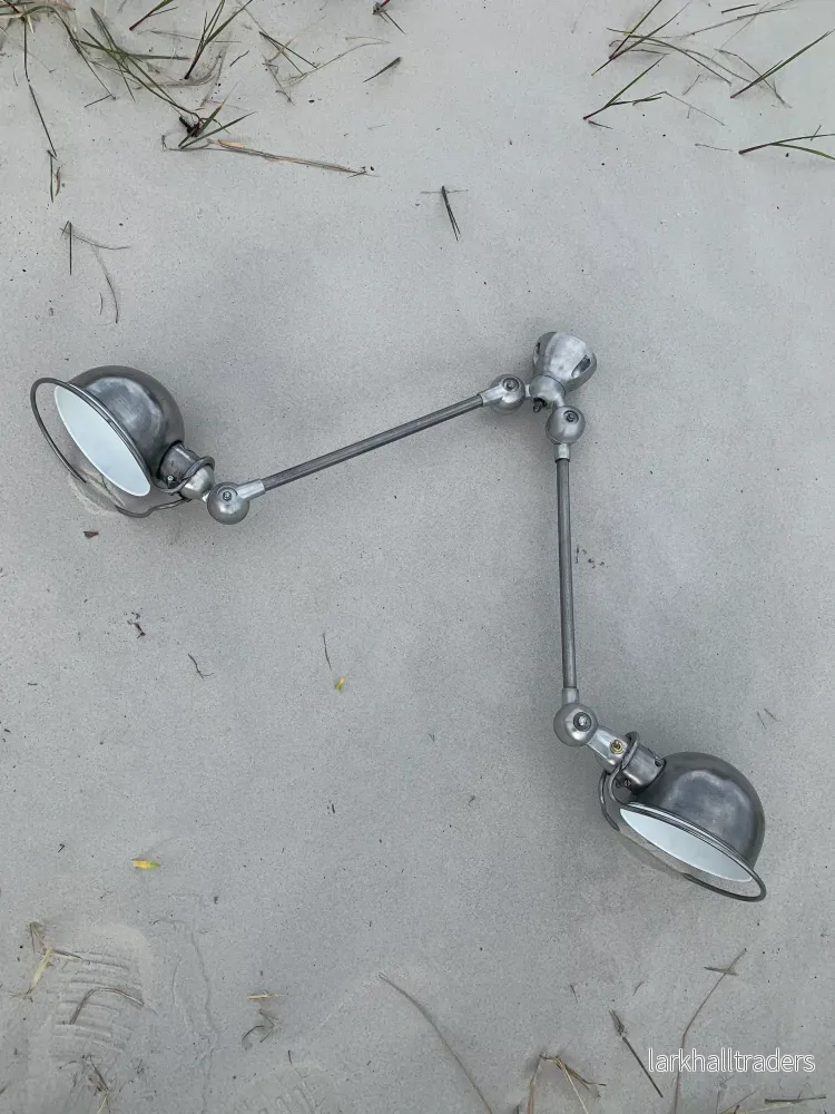 Jieldé tak- eller vägglampa med två armar Jieldé tak- eller vägglampa med två armar