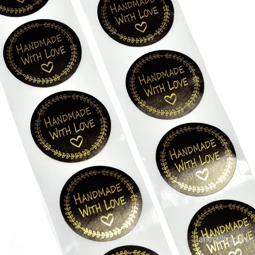 Svarta klistermärken med guld ”Handmade with love”, 25mm, 20st