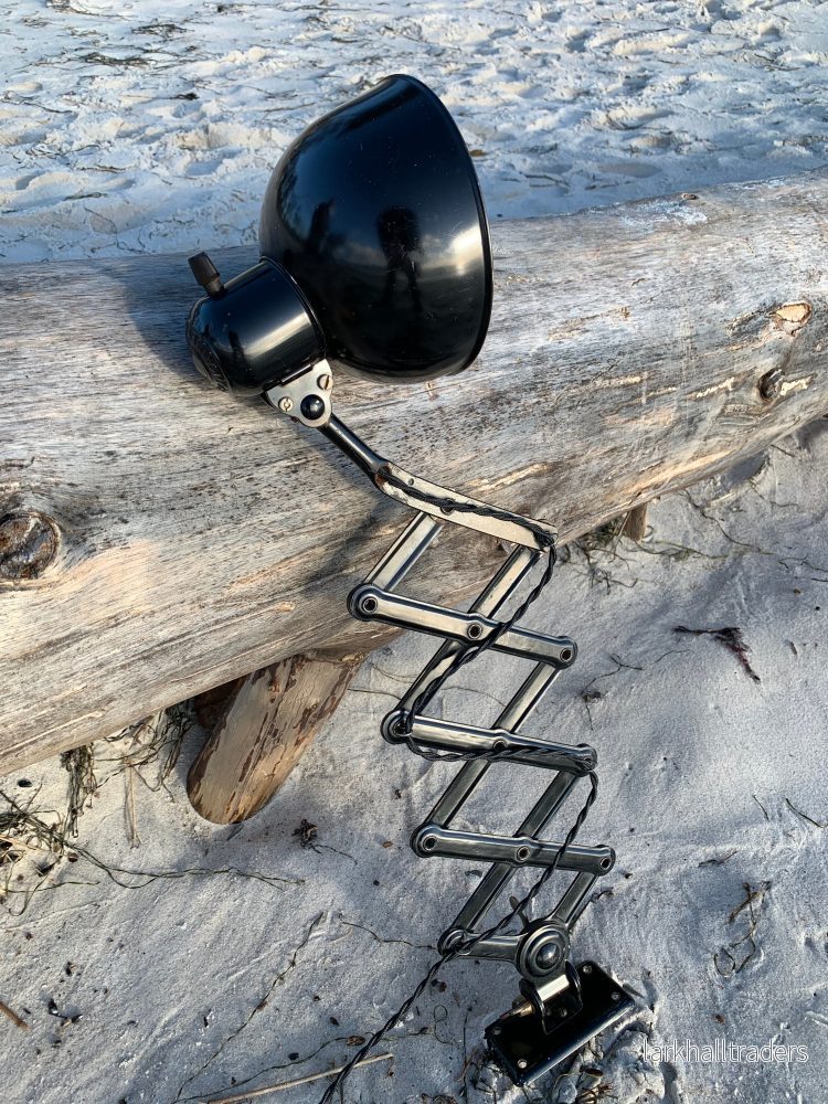 Kaiser Idell 6718 saxlampa - Svart