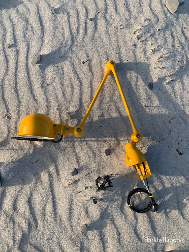 Jieldé med bordsbeslag – Gul Jieldé med bordsbeslag – Gul