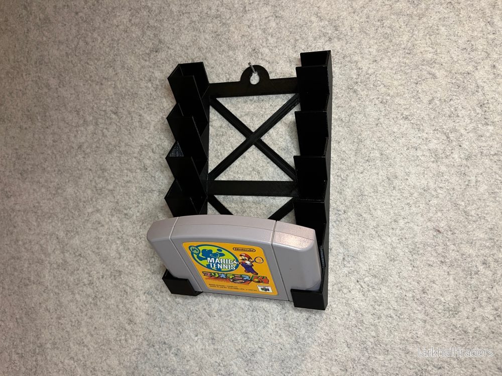 Väggställ för 6 Nintendo 64-spel – X-ram design Väggställ för 6 Nintendo 64-spel – X-ram design