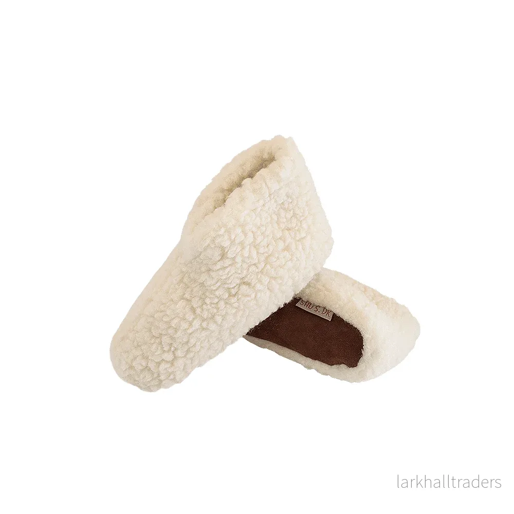 Fluffiga ulltofflor (100% ren ull) – Modell Vit Fluffiga ulltofflor (100% ren ull) – Modell Vit