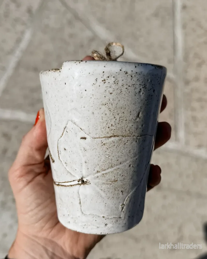 Ivy – Vit Stengods Takeawaykopp - Bild 3