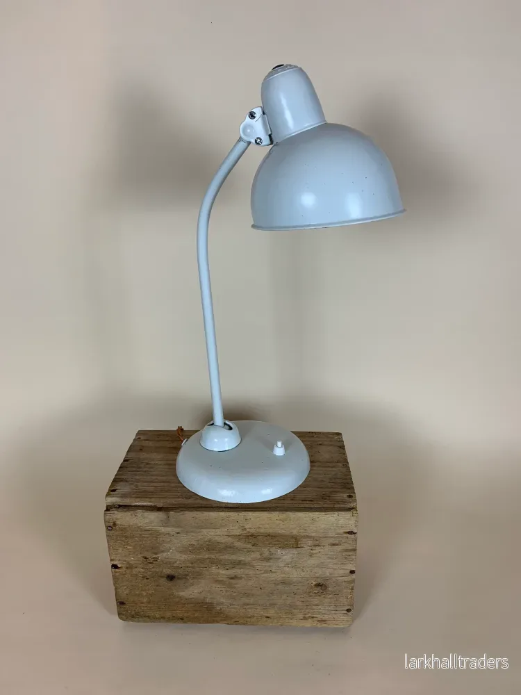 Kaiser Idell 6551- Vit
