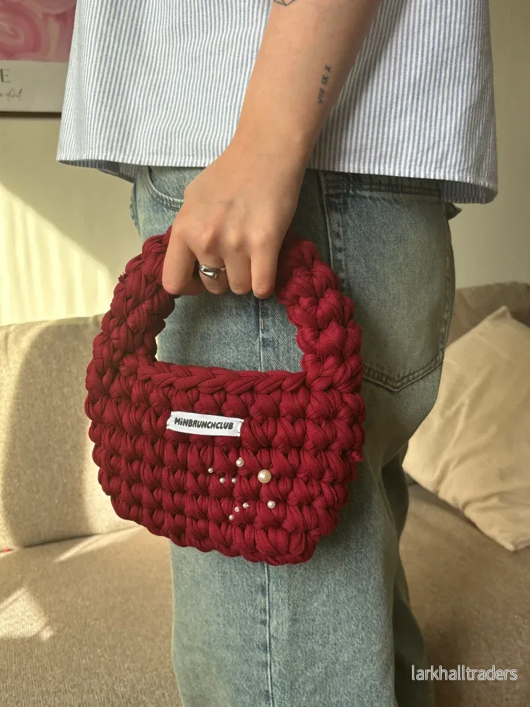MINI STELLA Virkad Väska Burgundy 2