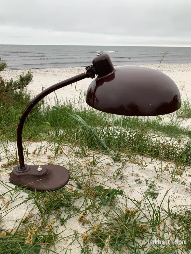 Marianne Brandt bordslampa – Brun