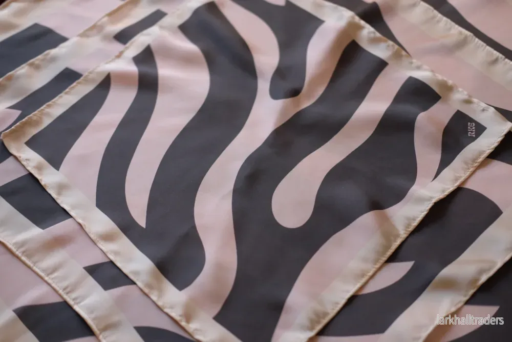 Scarf - Rosa/bruna vågor