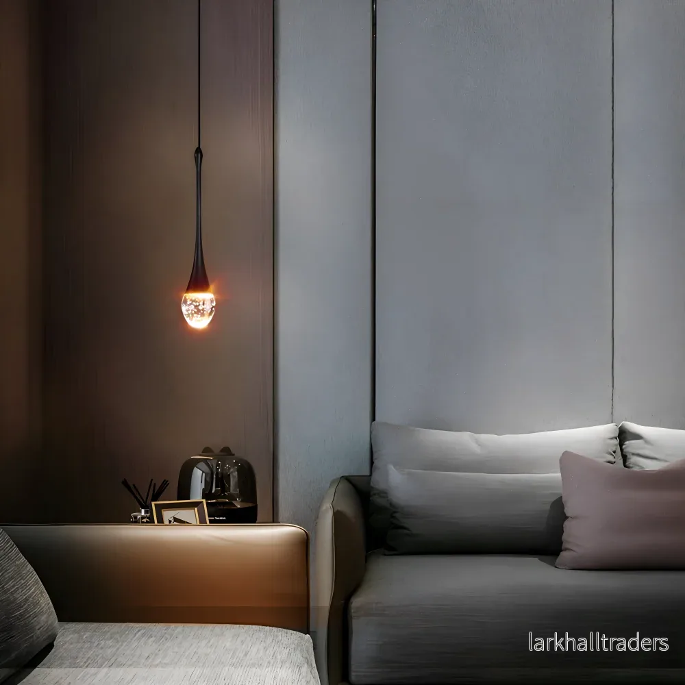 Rainelle – Kristallglas Pendellampa i Svart och Guld med Droppdesign - Bild 3