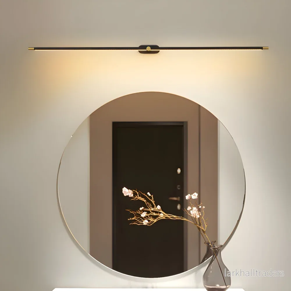 LineaCharge – Smal LED Vägglampa i Svart/Guld med Elegant Design - Bild 2