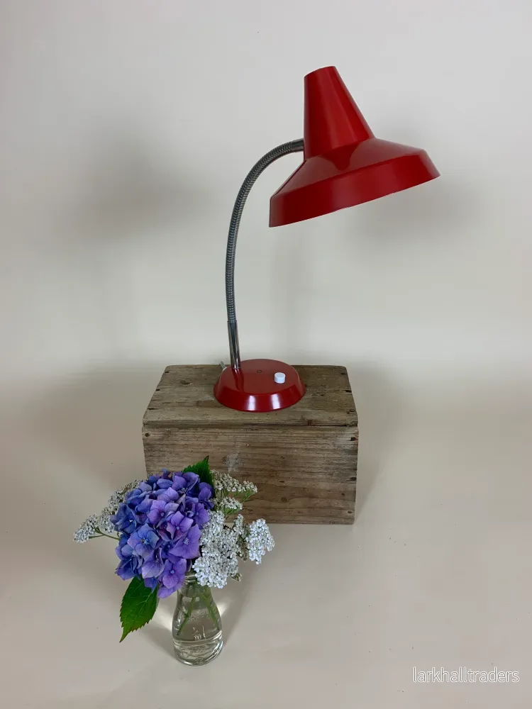 Röd retro lampa