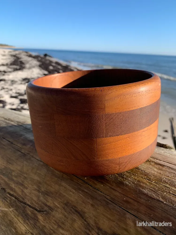 Skål i teak Skål i teak