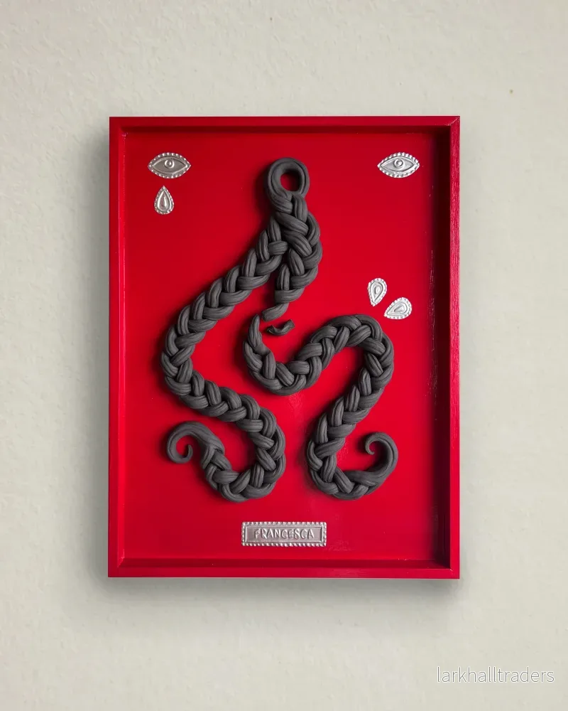 Ties That Bind, Keramik och Träskulptur
