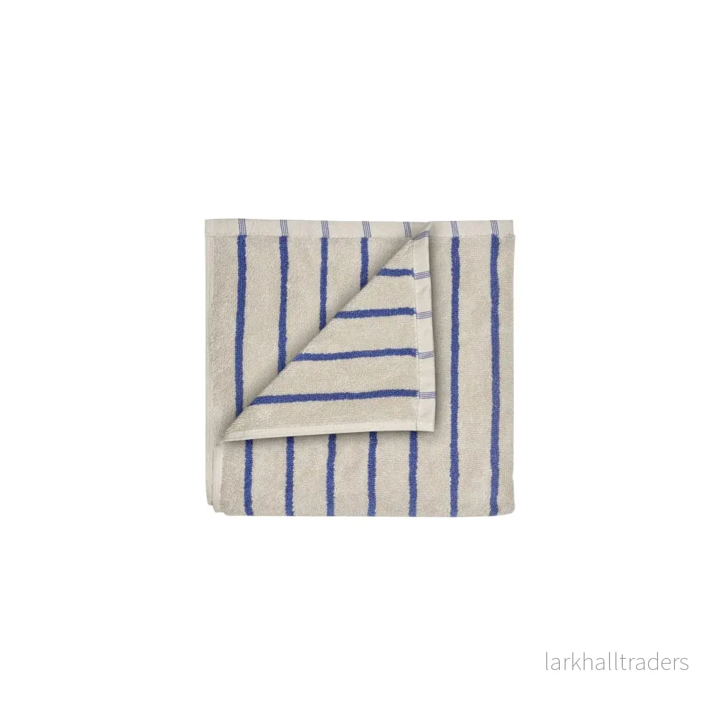 Handduk Arto towel 100 x 50 cm Handduk Arto towel 100 x 50 cm