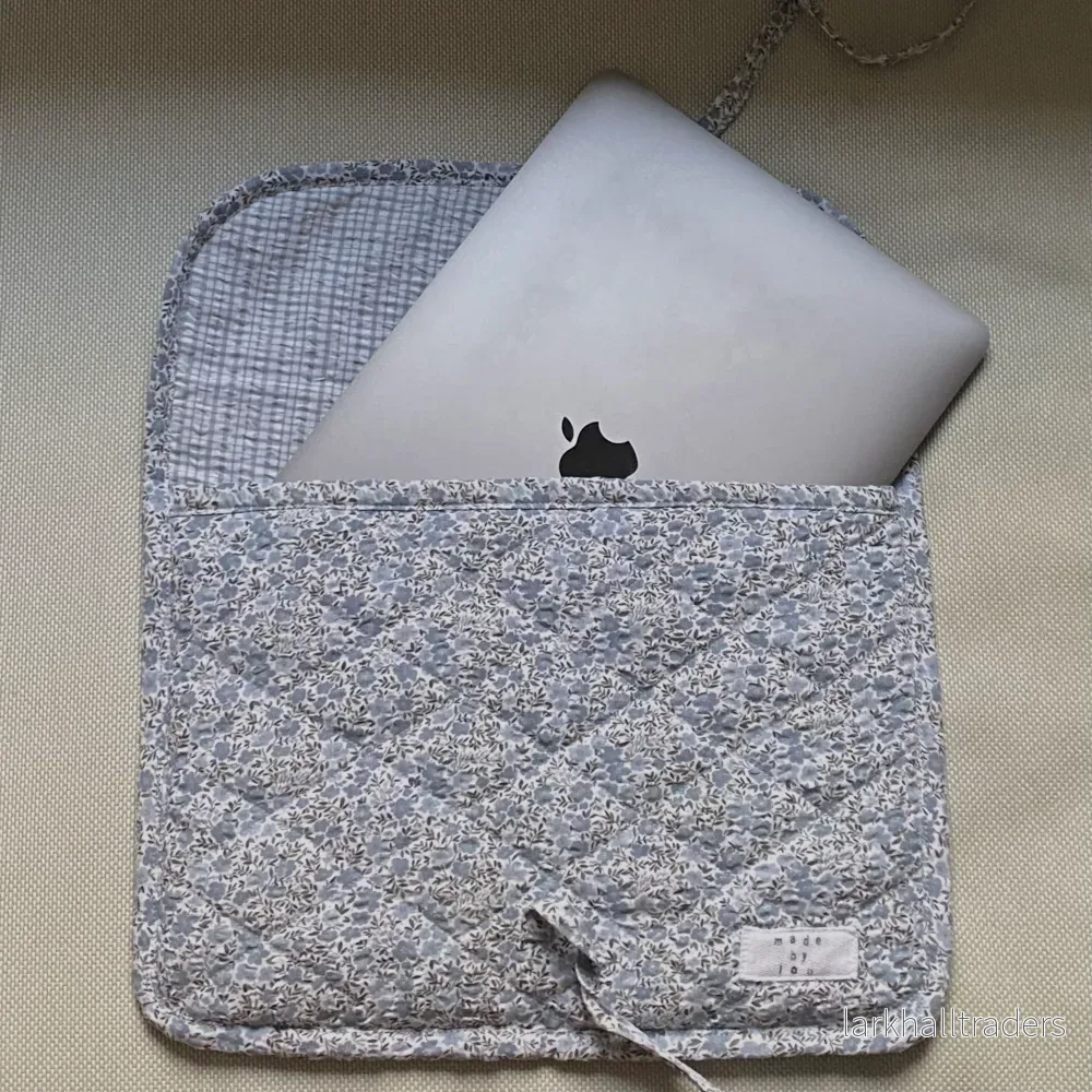 Laptopfodral – Blommig