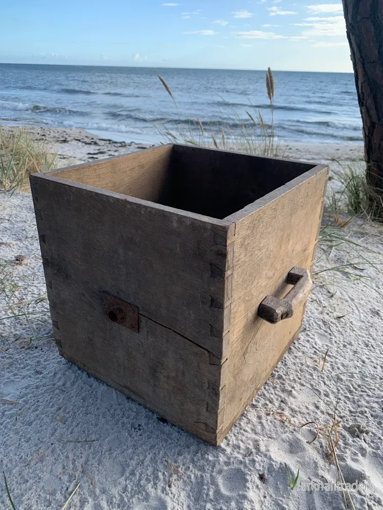 Trälåda med handtag