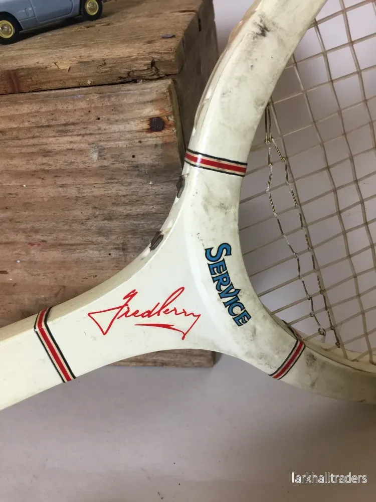 Vacker gammal svensk tennisracket - Bild 2