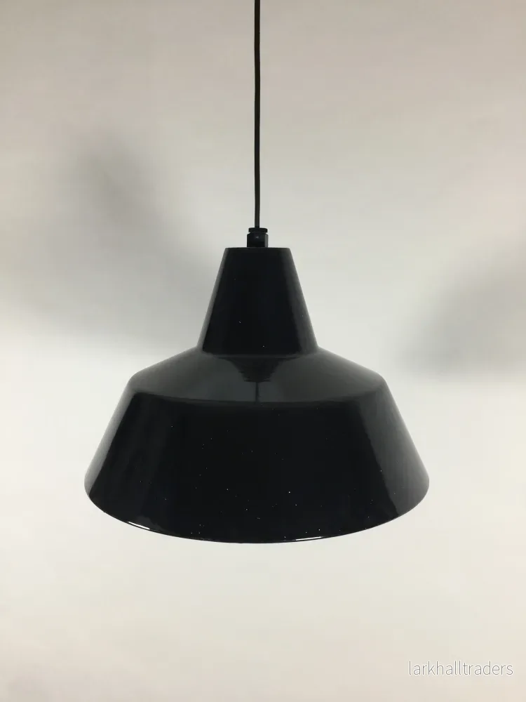 Snygg och klassisk verkstadslampa