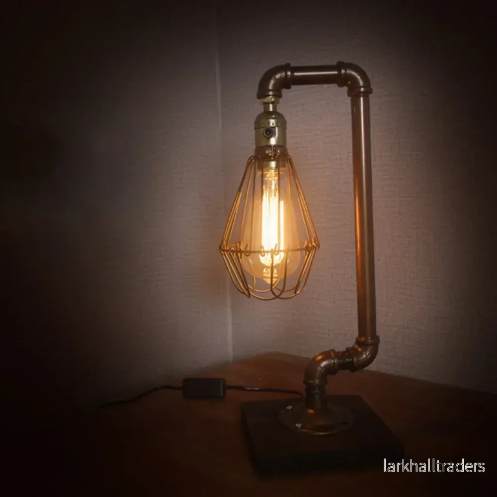 RetroLume – Metallbordslampa i svart med vintagedesign och gediget hantverk - Bild 3