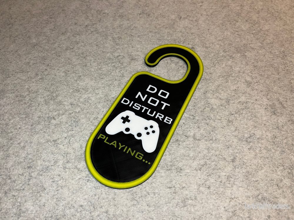 Dörrskylt „Do Not Disturb – Playing” för gamers Dörrskylt „Do Not Disturb – Playing” för gamers