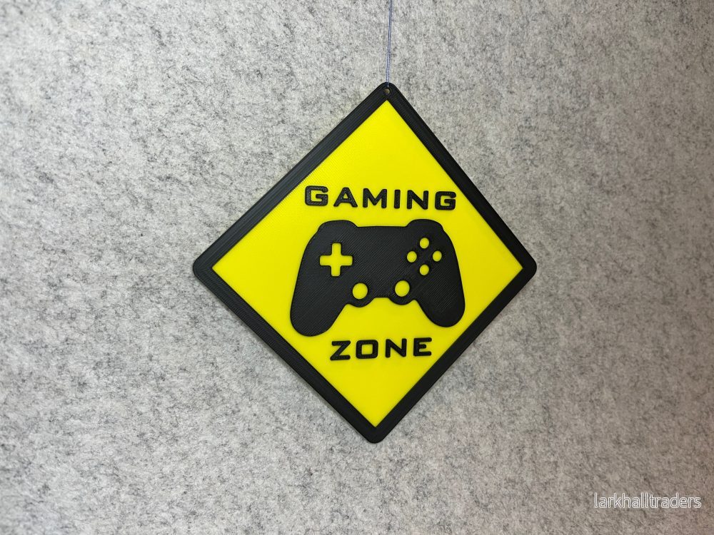 Gaming Zone väggdekor – gul romb-skylt med handkontroll - Bild 2