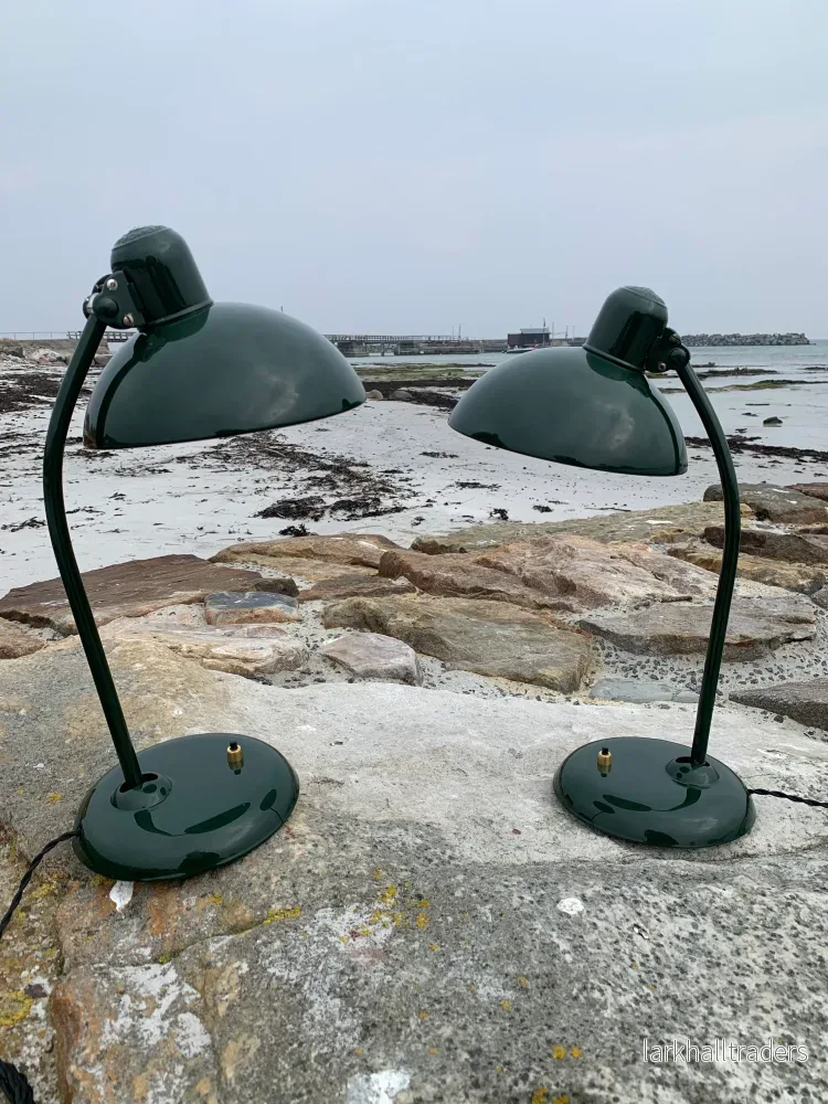 Kaiser Idell 6556 – Mörkgrön Kaiser Idell 6556 – Mörkgrön
