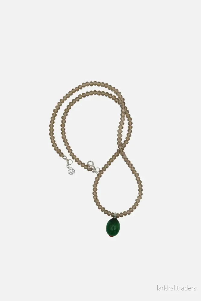 Oliv- och grå pärlhalsband