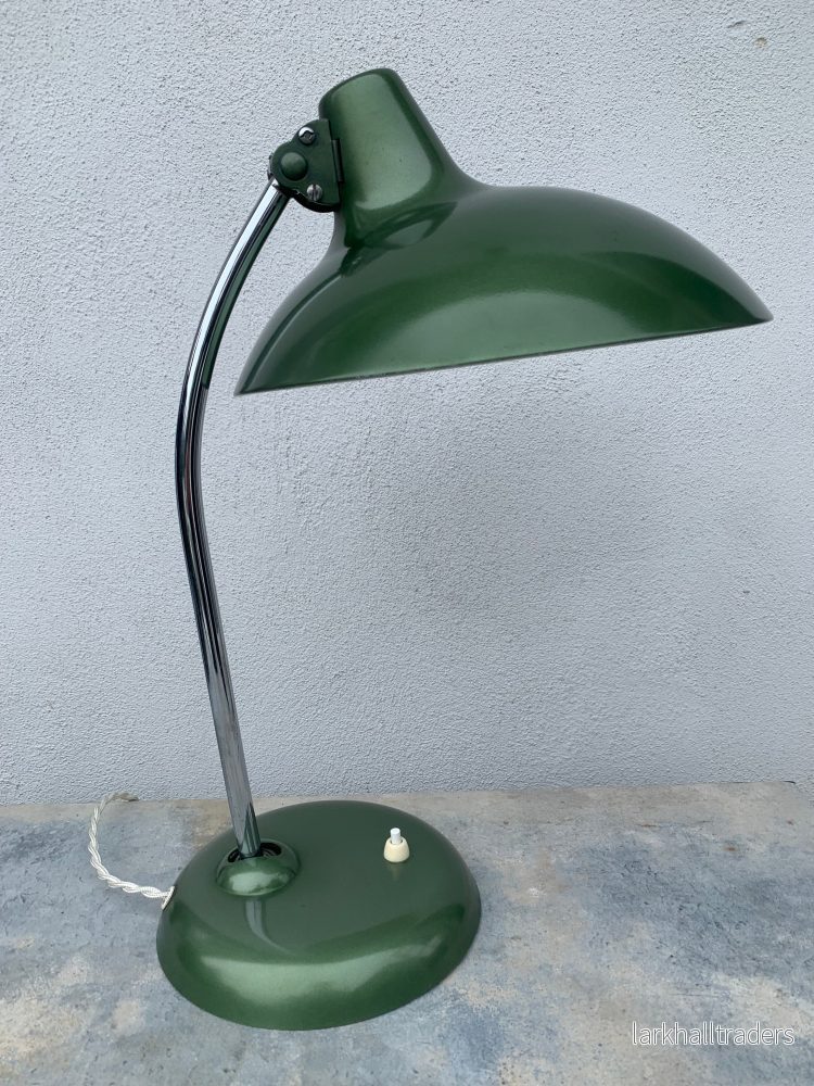Kaiser Idell 6786 – Original grøn Kaiser Idell 6786 – Original grøn