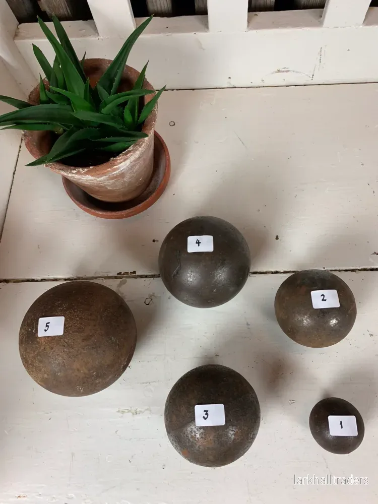 Tungmetallkula för senapsproduktion – nr 5 på foto