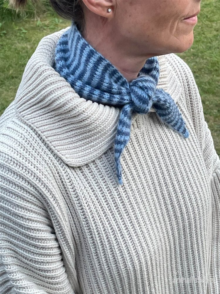 Randig Halsscarf