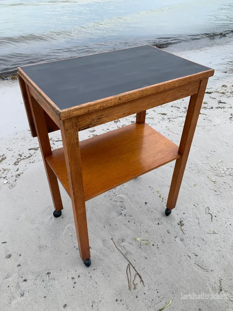 Klapbord med hjul og mange detaljer - Bild 2
