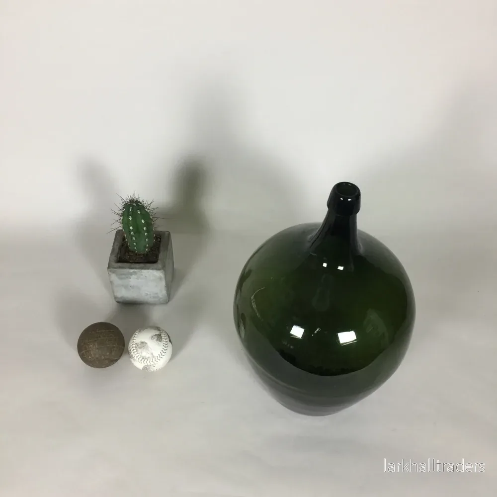 Vinballong i vacker och original flaskgrön - Bild 2