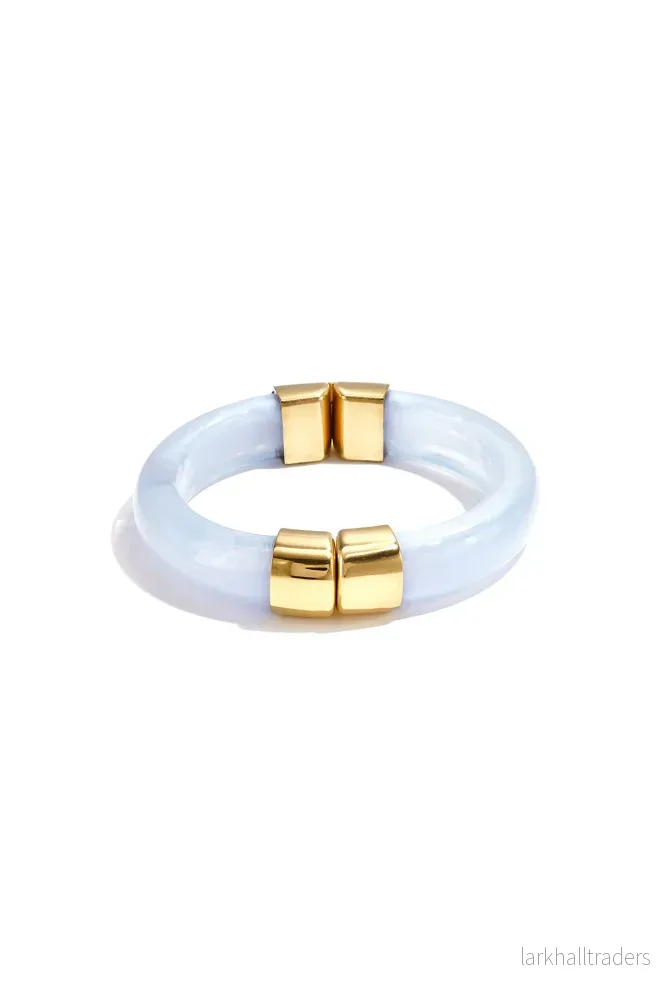 Armband i akryl med guldfärgade detaljer - Bild 3