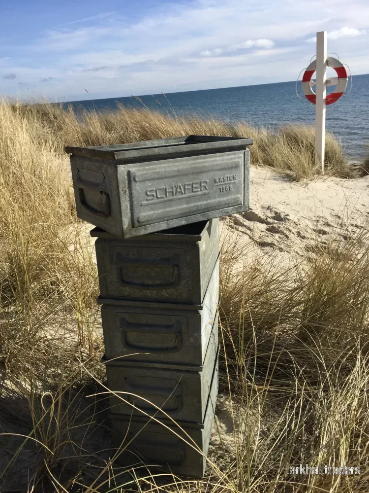 Läcker Schäfer metalllåda i den lilla storleken (priset är per styck)