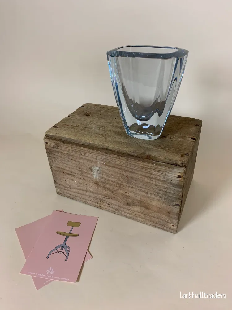 Glasvas i kraftigt glas