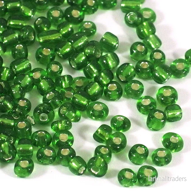 Seed Beads, 4mm, silverlined grön, 30g Seed Beads, 4mm, silverlined grön, 30g