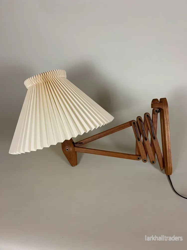 Saxe lampa med Le Klint skärm Saxe lampa med Le Klint skärm