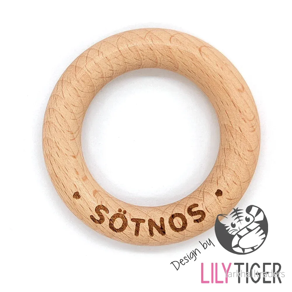 Graverad träring ”SÖTNOS”, 5,5cm Graverad träring ”SÖTNOS”, 5,5cm