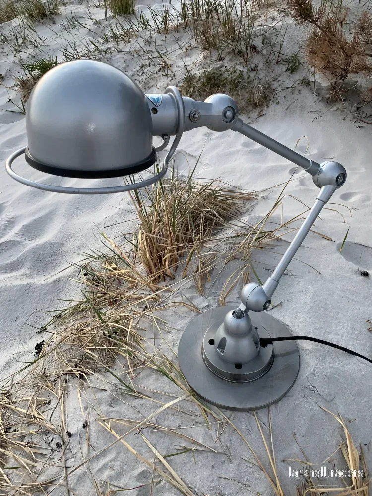 Jieldé bordslampa med 2 armar och bländskydd Jieldé bordslampa med 2 armar och bländskydd