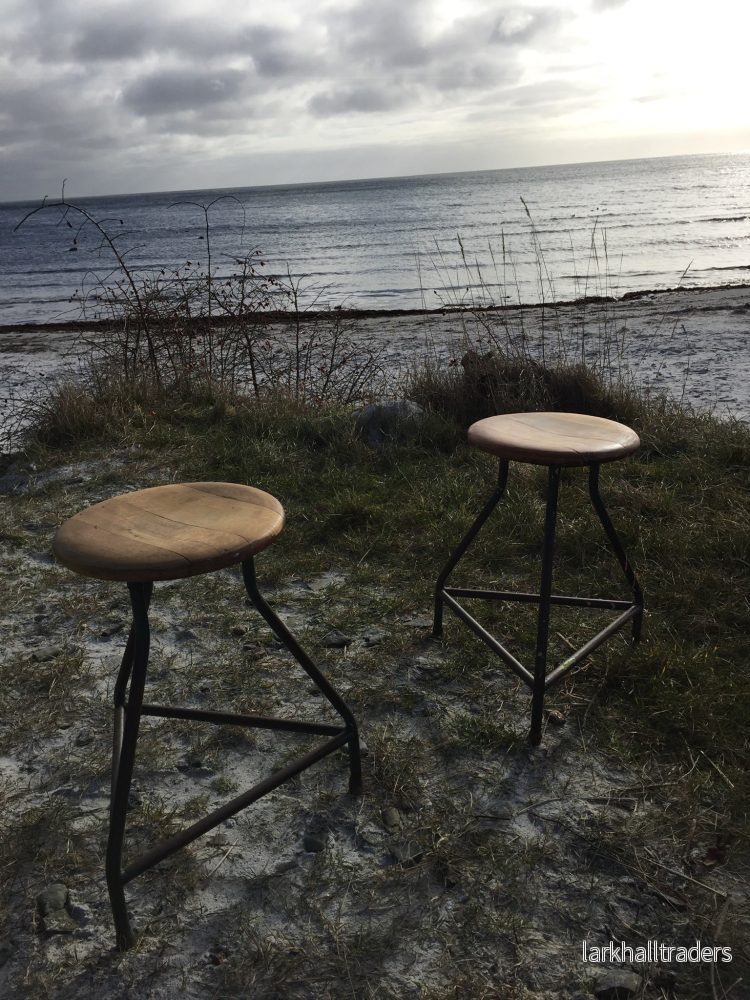 Vacker och industriell pall (Priset är per styck) - Bild 3
