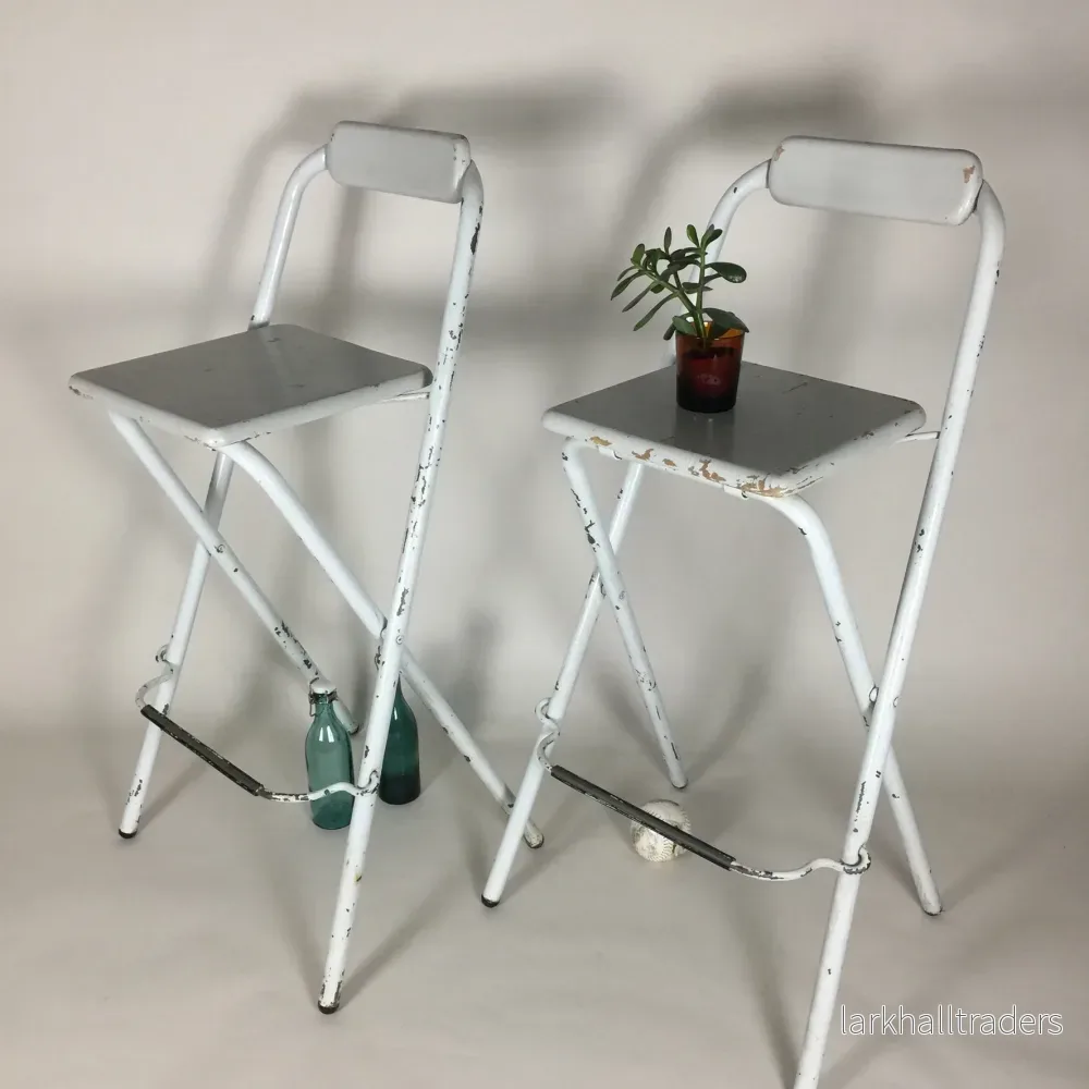 Barstolar med massor av läcker patina (säljs tillsammans) - Bild 2